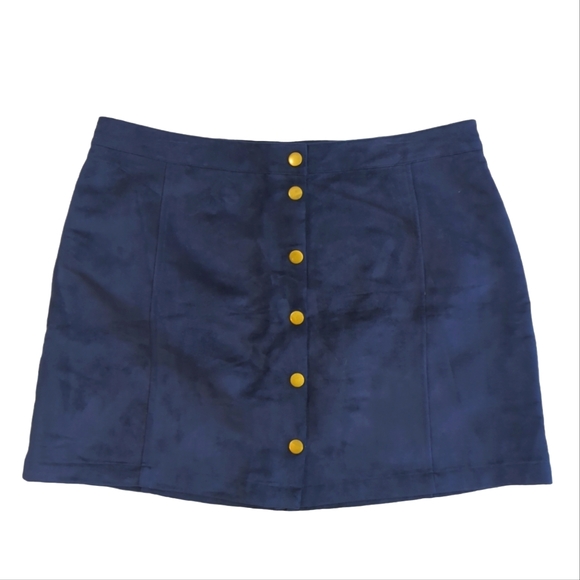 Old Navy Jupe faux suede mini skirts, front snaps size 14, NWT - Picture 1 of 11